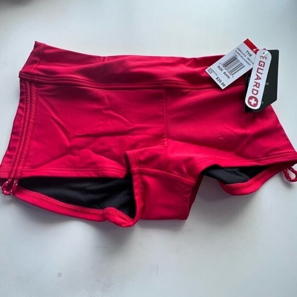 TYR Guard women’s Della short Wbsolg1A Red‎ S(4/6). - Picture 4 of 8